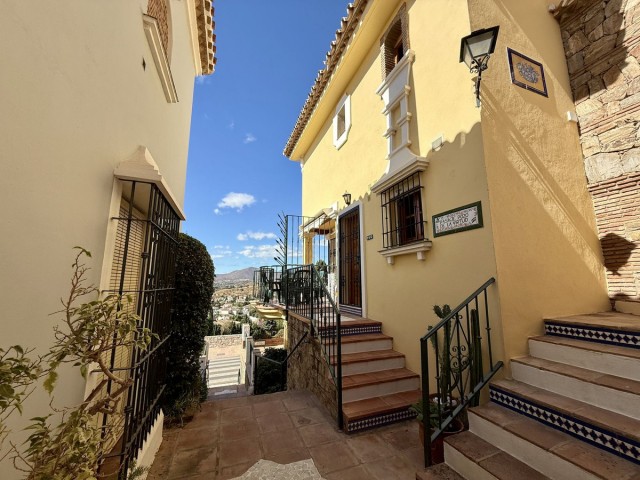 Maison mitoyenne avec 2 Chambres  à Mijas Golf