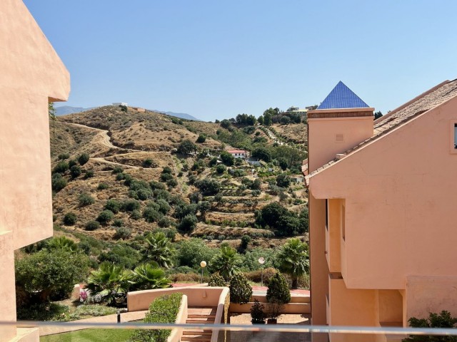 3 Bedrooms Apartment in Calahonda