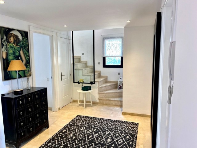 Appartement avec 3 Chambres  à Calahonda