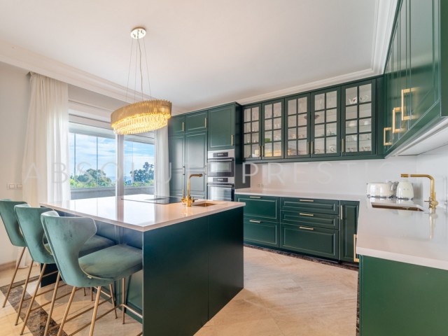 Appartement avec 3 Chambres  à Puerto Banús