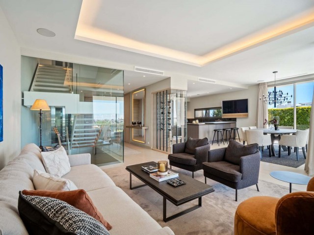 4 Soveroms Villa i Nueva Andalucía