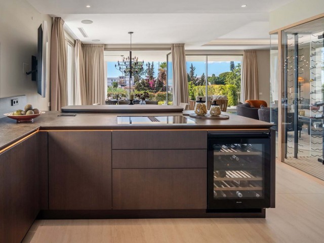 4 Soveroms Villa i Nueva Andalucía