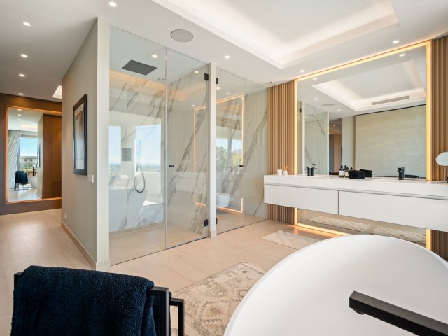 4 Soveroms Villa i Nueva Andalucía