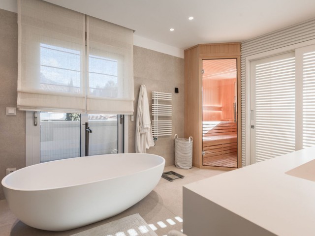 3 Soveroms Leilighet i Nueva Andalucía