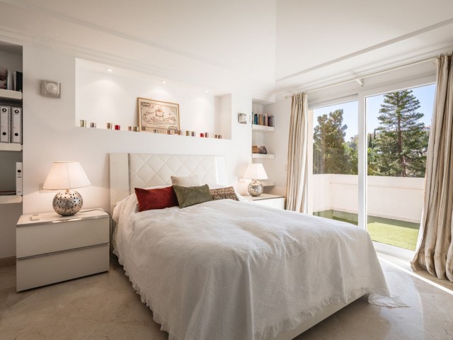 3 Soveroms Leilighet i Nueva Andalucía