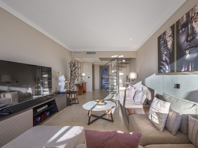 Appartement avec 4 Chambres  à Puerto Banús