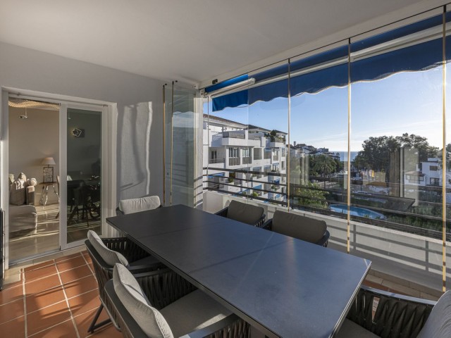 Appartement avec 4 Chambres  à Puerto Banús