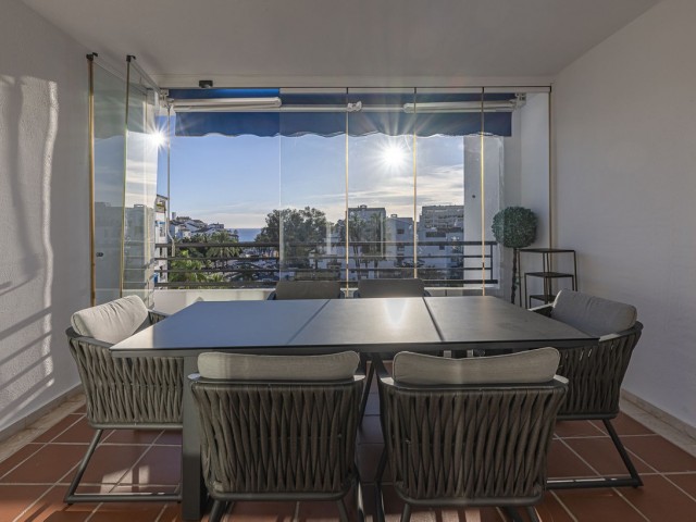 Appartement avec 4 Chambres  à Puerto Banús