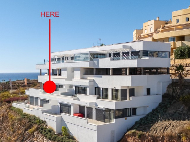 Apartamento con 4 Dormitorios  en La Cala de Mijas