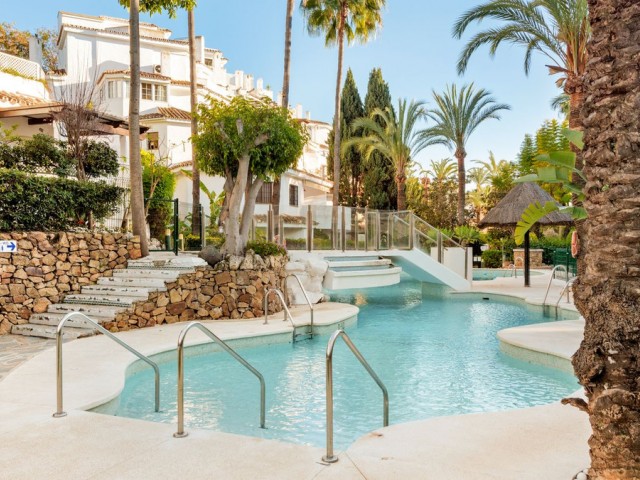 Apartment Elviria - R5218318