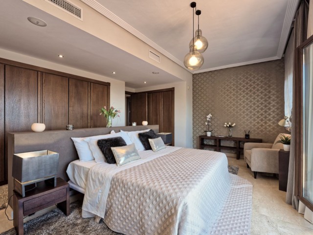 5 Soveroms Villa i Benahavís