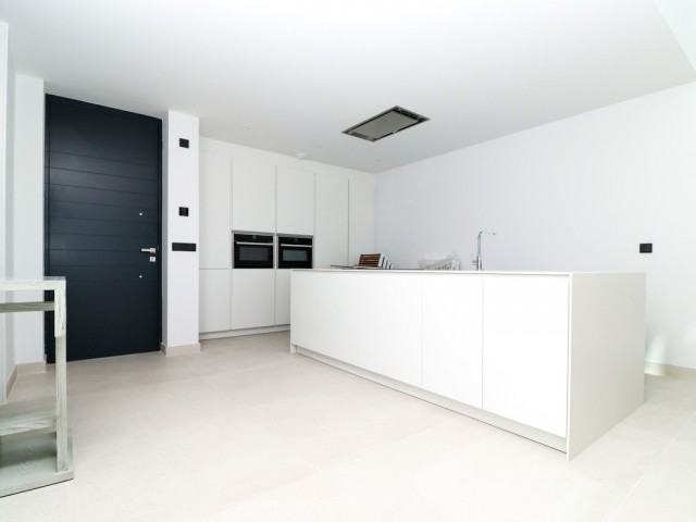 3 Bedrooms Townhouse in Estepona