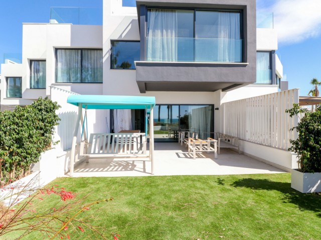 3 Soveroms Rekkehus i Estepona