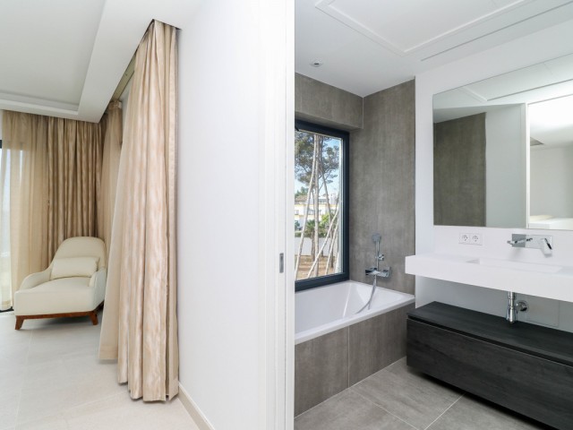 3 Soveroms Rekkehus i Estepona