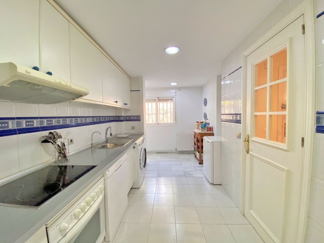 3 Slaapkamer Rijtjeshuis in Marbella