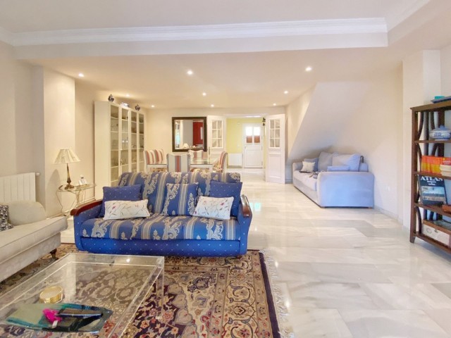 3 Slaapkamer Rijtjeshuis in Marbella