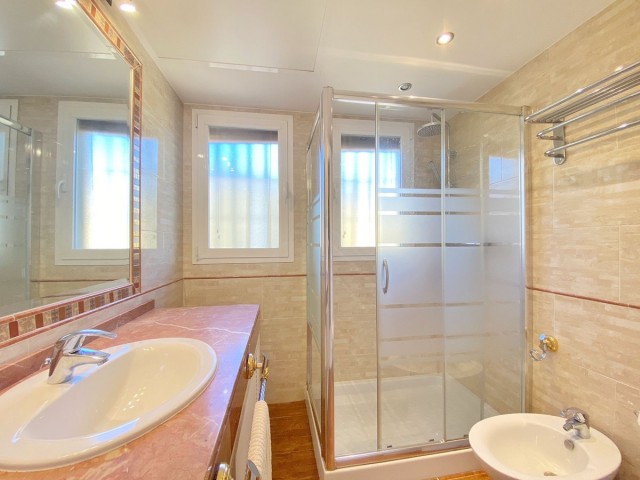 3 Slaapkamer Rijtjeshuis in Marbella