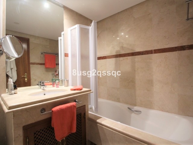 Apartamento con 2 Dormitorios  en Costalita