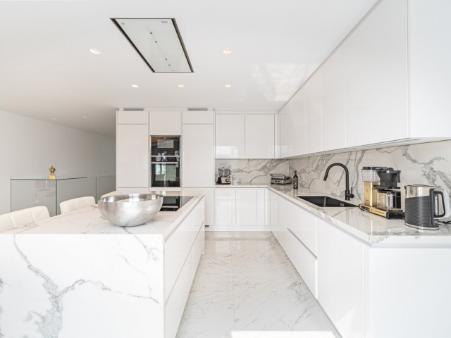 3 Soveroms Rekkehus i Nueva Andalucía