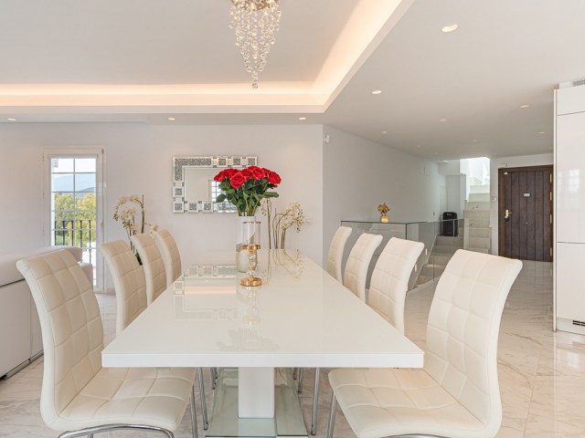 3 Soveroms Rekkehus i Nueva Andalucía