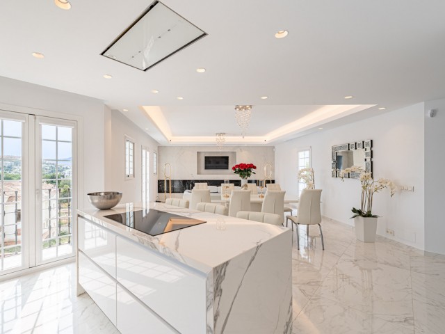 3 Soveroms Rekkehus i Nueva Andalucía