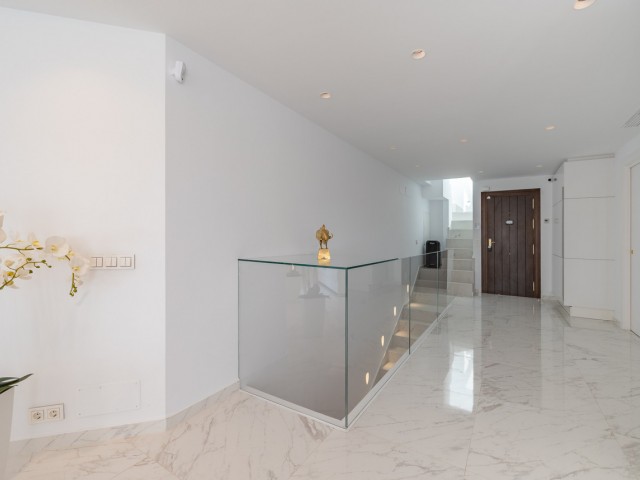 3 Soveroms Rekkehus i Nueva Andalucía