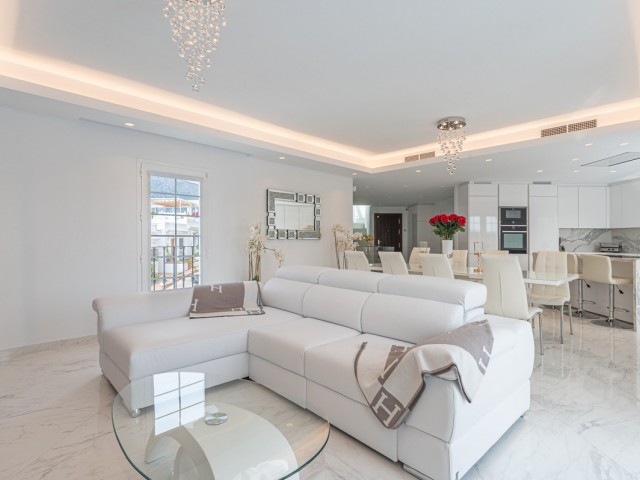 3 Bedrooms Townhouse in Nueva Andalucía