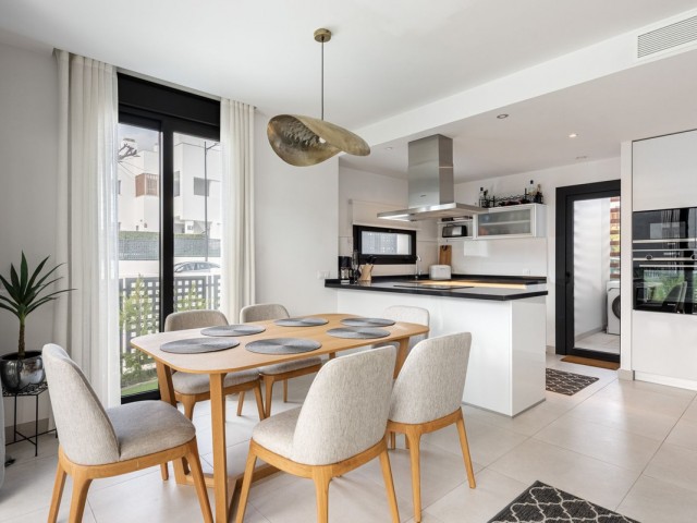 Maison mitoyenne avec 3 Chambres  à Bel Air