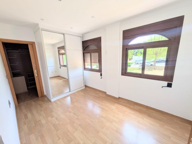 Villa avec 4 Chambres  à Benalmadena