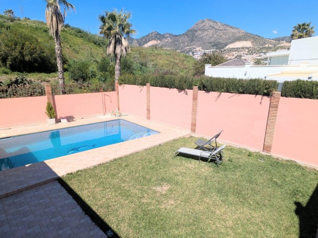 4 Schlafzimmer Villa in Benalmadena