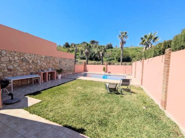 Villa avec 4 Chambres  à Benalmadena
