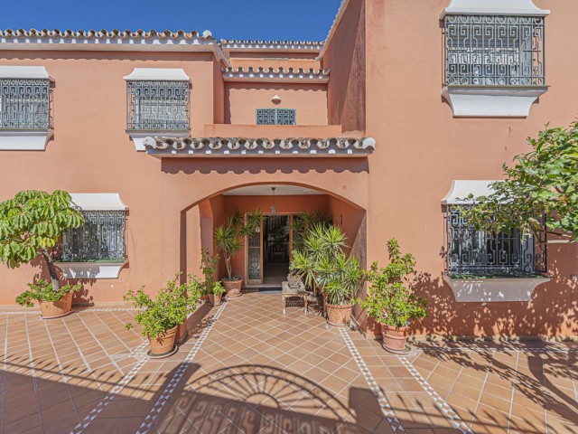 Villa avec 4 Chambres  à Marbella