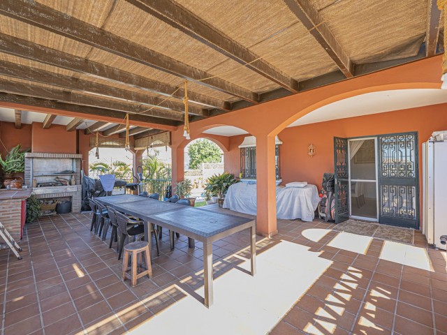 Villa avec 4 Chambres  à Marbella