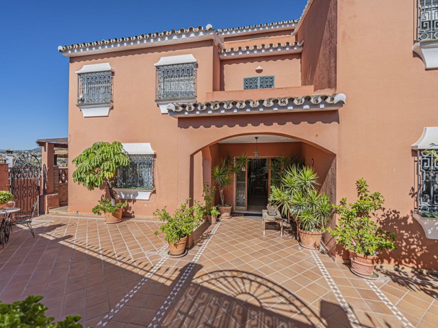 Villa avec 4 Chambres  à Marbella