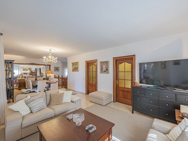 4 Bedrooms Villa in Marbella