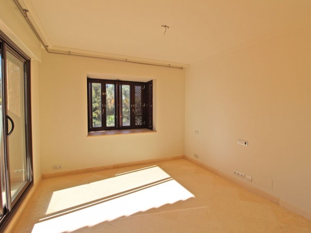 Penthouse in Guadalmina Baja