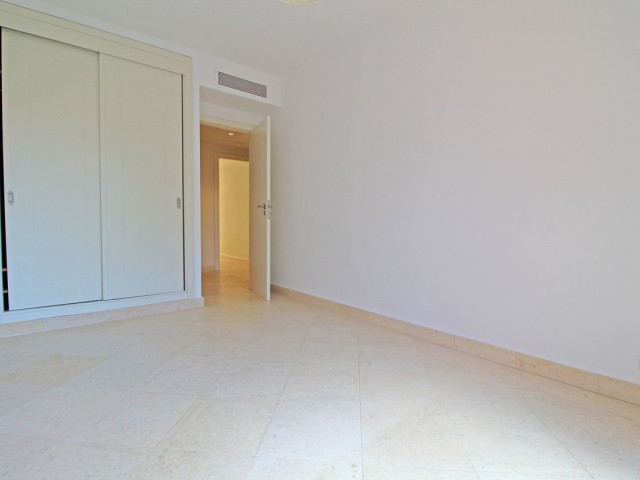 Penthouse in Guadalmina Baja