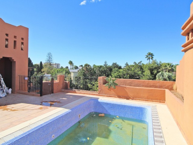 Penthouse in Guadalmina Baja