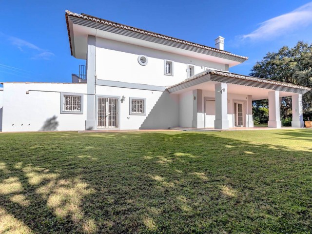 4 Soveroms Villa i San Roque Club