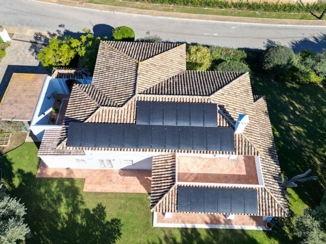 4 Soveroms Villa i San Roque Club