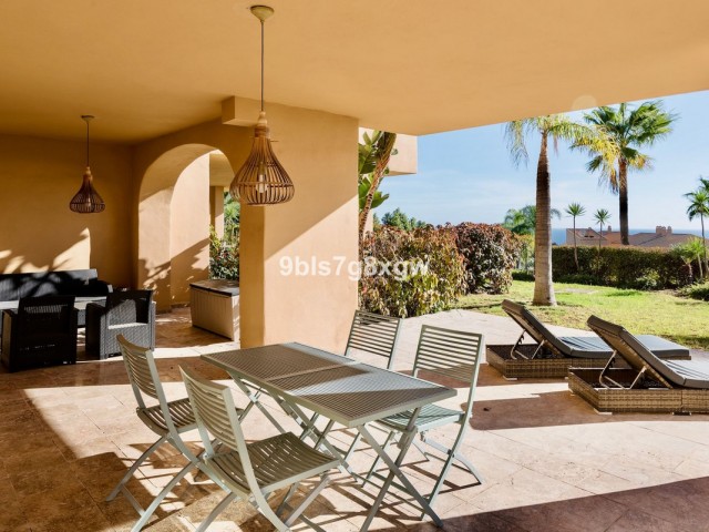 3 Bedrooms Apartment in Benahavís