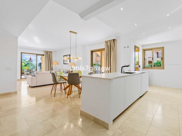 Appartement avec 3 Chambres  à Benahavís