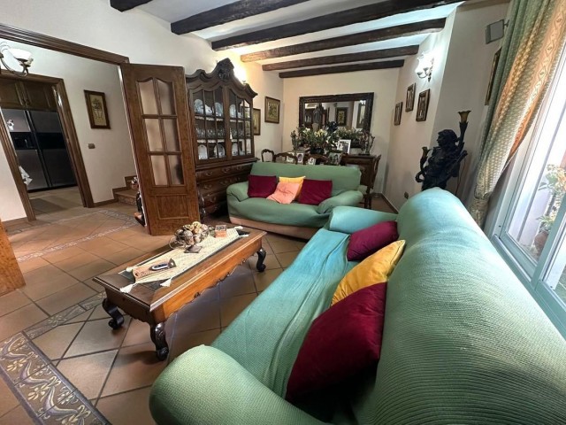 3 Bedrooms Townhouse in Estepona