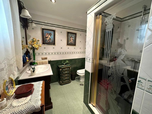 3 Bedrooms Townhouse in Estepona