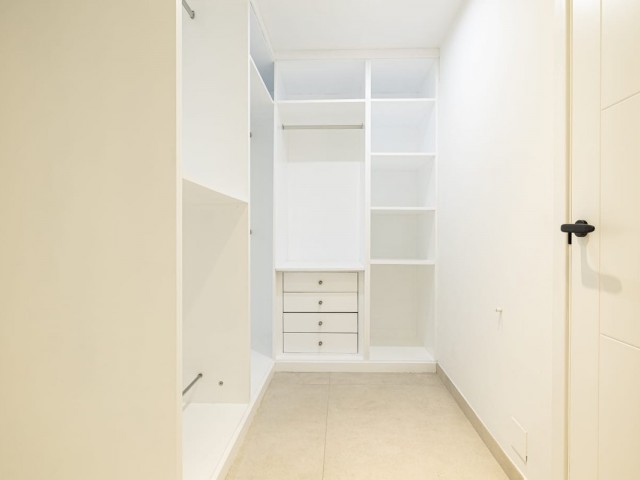 4 Bedrooms Villa in Estepona