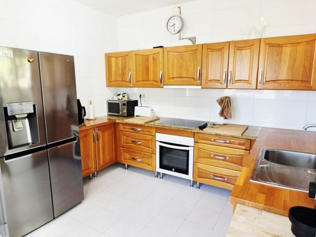 Villa con 3 Dormitorios  en Fuengirola