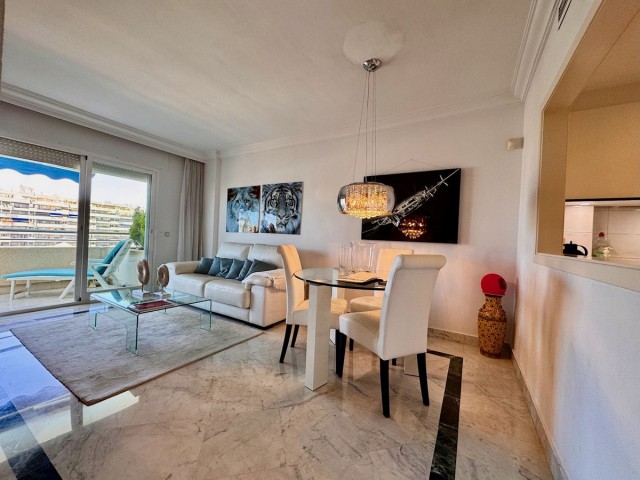 Appartement avec 2 Chambres  à Puerto Banús