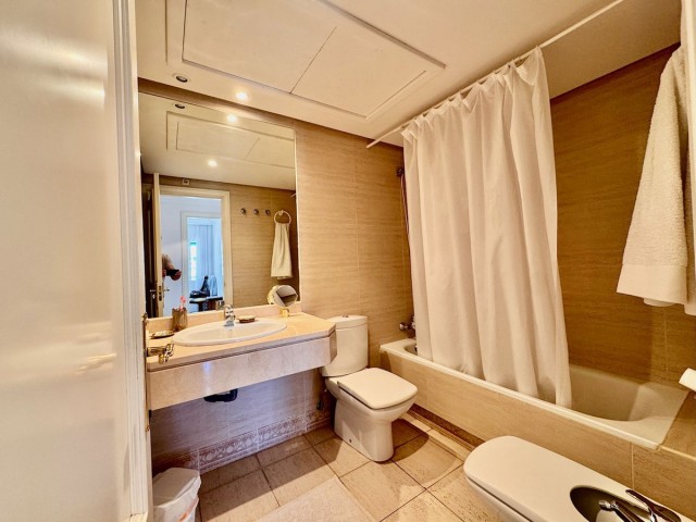 Appartement avec 2 Chambres  à Puerto Banús