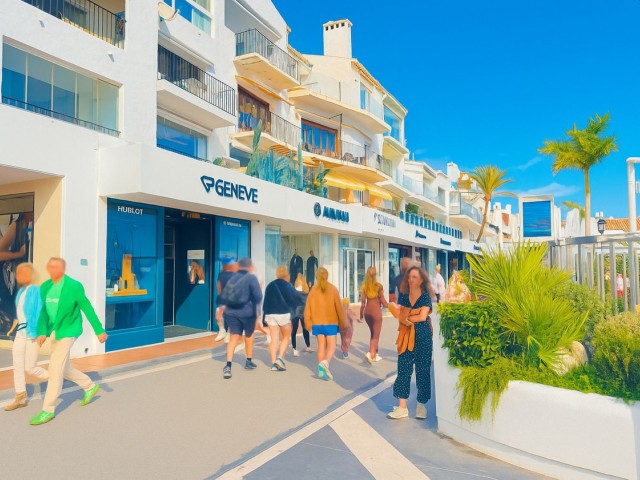 Appartement avec 2 Chambres  à Puerto Banús