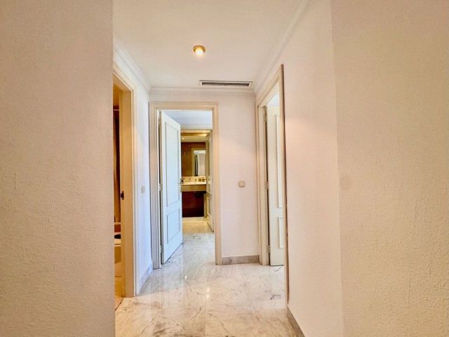 2 Soveroms Leilighet i Puerto Banús